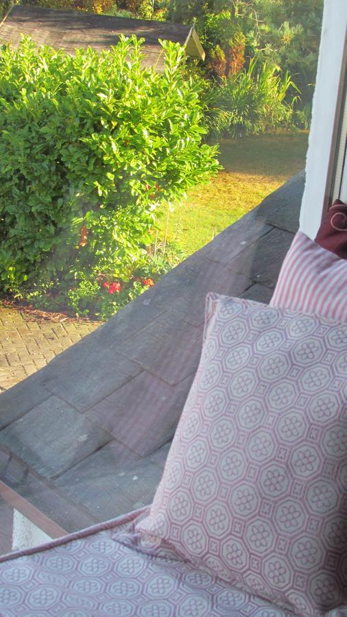 Celyn Villa Bed And Breakfast Холиуэлл Экстерьер фото