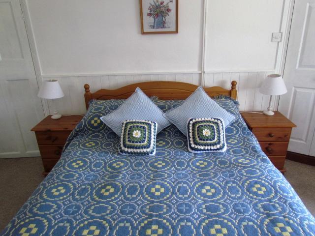 Celyn Villa Bed And Breakfast Холиуэлл Экстерьер фото